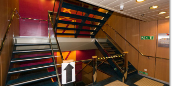 Лифты и лестницы