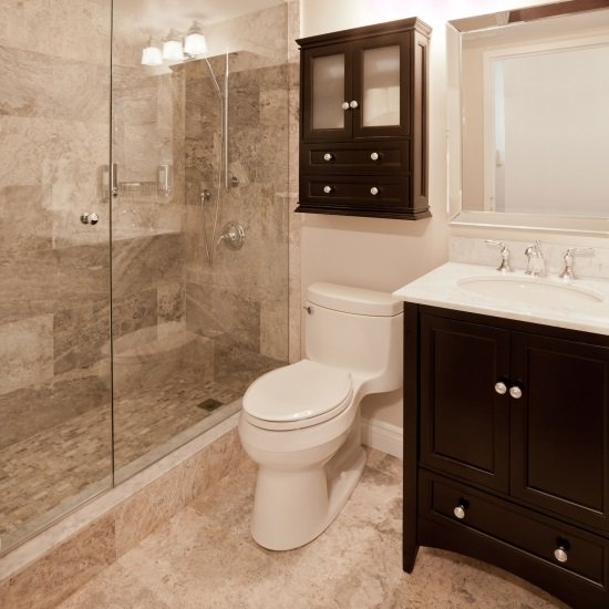 Пример ванной комнаты с душевой кабинкой